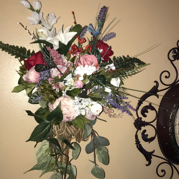 New Wall  or Door Swag - Picture 5 of 14